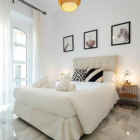 Alohamundi Almansa II Apartment Seville Exterior photo