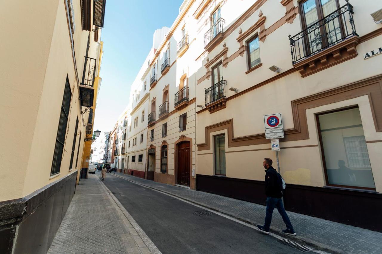 Alohamundi Almansa II Apartment Seville Exterior photo